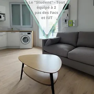https://le-student.midi-pyreneeshotels.com